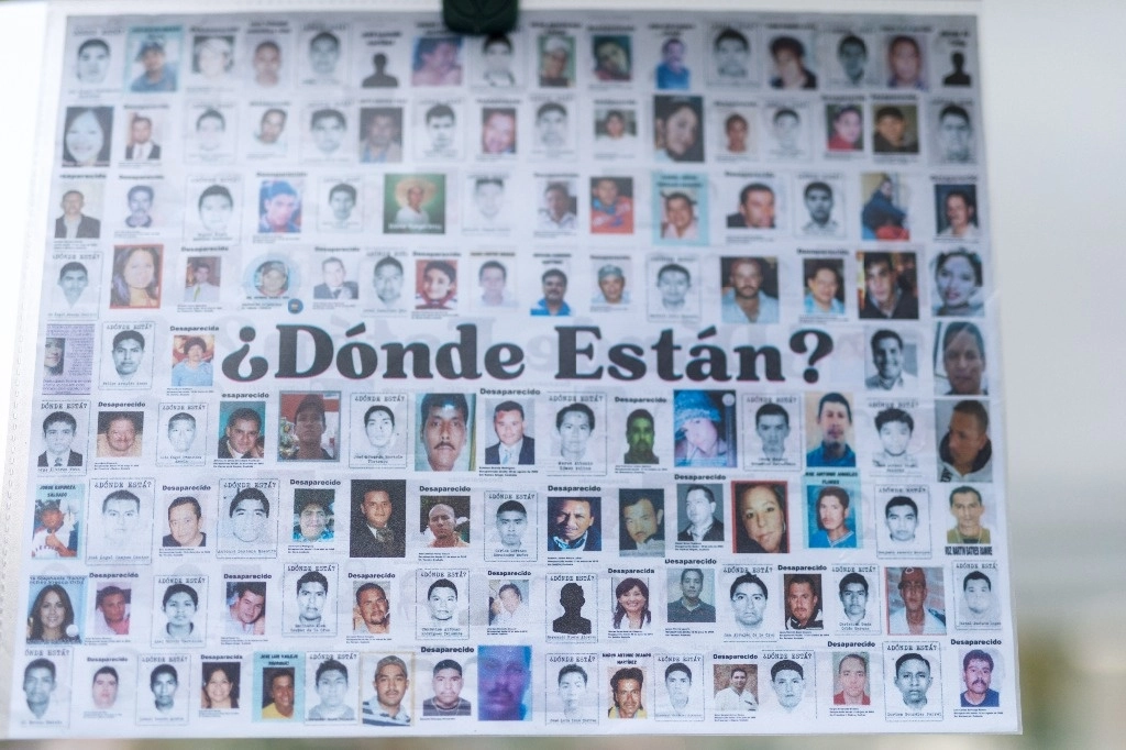 El Colectivo AMORES, en Nuevo León acusaron a las autoridades de negligencia en la búsqueda e investigaciones de sus familiares desaparecidos. Foto Pablo Ramos/Archivo