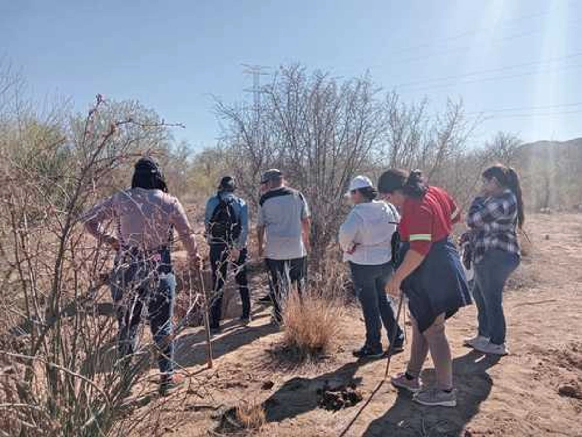 Miembros de un colectivo de búsqueda al norte del país. Foto