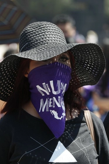 Grupos feministas pidieron atención a la violencia de género. Foto Cristina Rodríguez