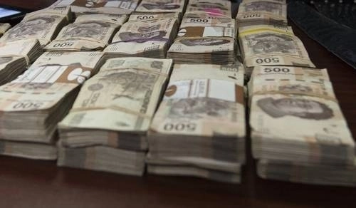 La Secretaría de Hacienda tiene contemplado colocar al menos 501 mil 153 mdp en deuda durante los próximo tres meses, como parte del programa de subasta de valores gubernamentales. Foto Cristina Rodríguez / Archivo