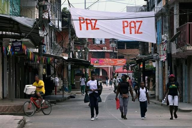 Colombia realiza esfuerzos para consolidar los compromisos de paz con grupos guerrilleros. Foto Afp