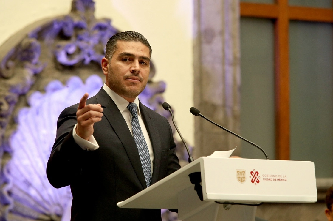 El titular de la SSC, Omar García Harfuch, informó vía Twitter sobre la detención de dos presuntos ladrones del casino. Foto María Luisa Severiano / Archivo