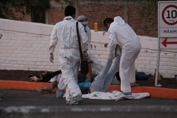 Imagen de archivo del asesinato de seis personas en Celaya. Foto Cuartoscuro/Archivo