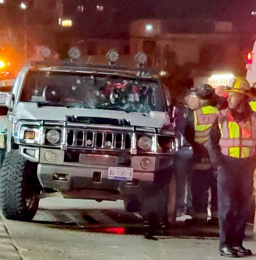 José Julio, de 38 años de edad, residente de Los Ángeles, California, fue ejecutado en una estación de gasolina de Playas de Rosarito. Foto Lindero Norte