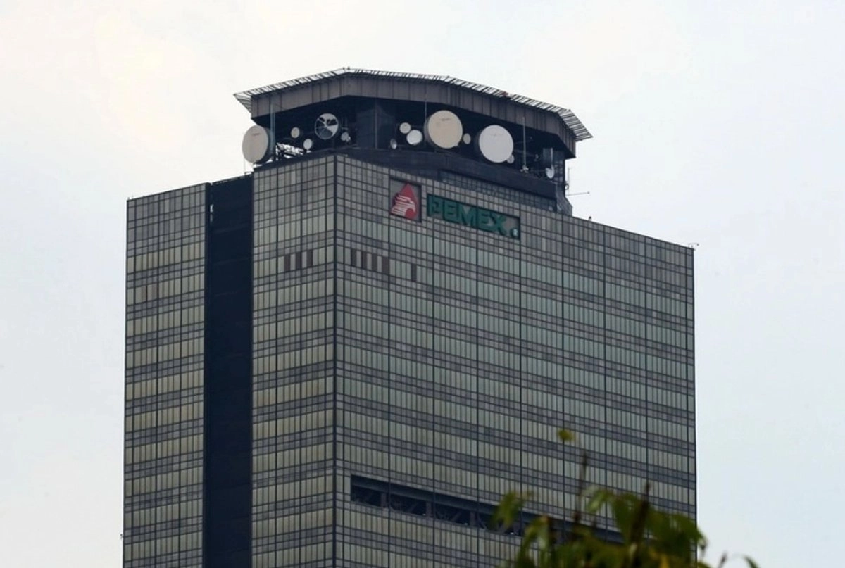 Torre de Pemex en la Ciudad de México. 