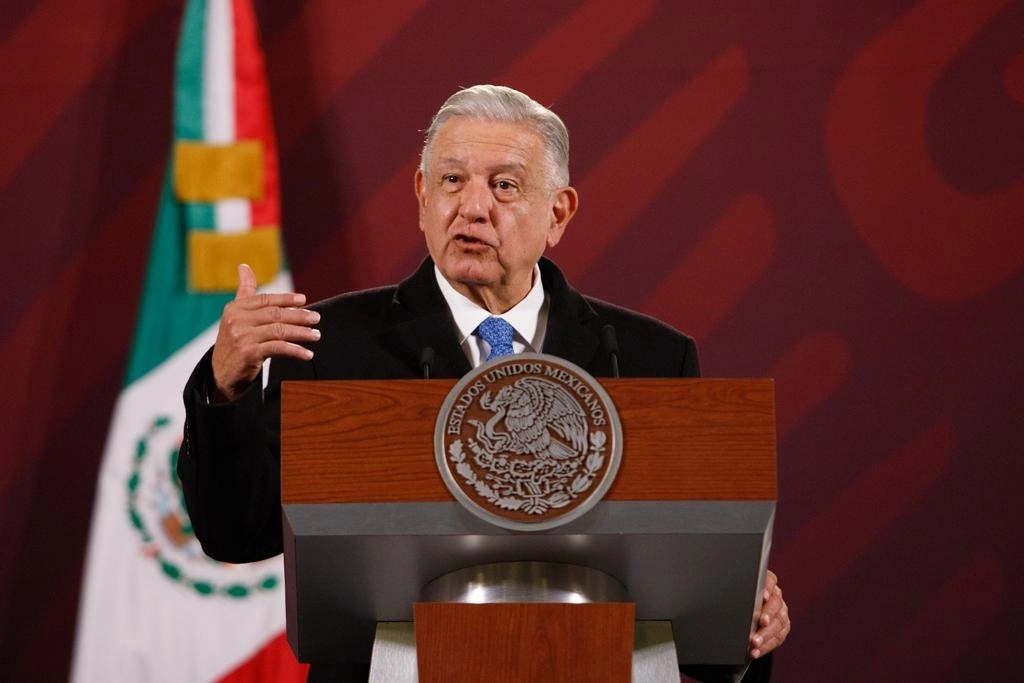 El presidente Andrés Manuel López Obrador, durante su conferencia matutina en Palacio Nacional, en la Ciudad de México, el 6 de enero de 2023. Foto Pablo Ramos