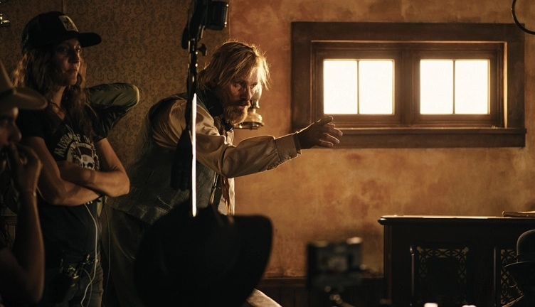 Fotograma de la cinta ‘The Dead Don’t Hurt’, de Viggo Mortensen