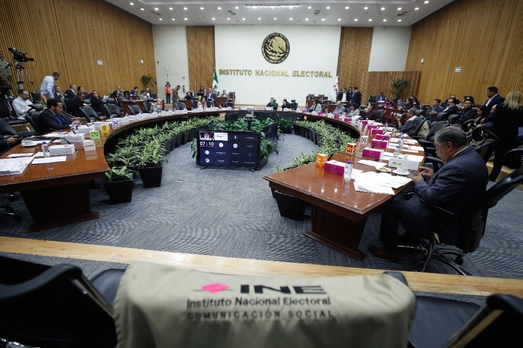 Sesión extraordinaria del Consejo General del INE, el 5 de septiembre de 2024. Foto Cristina Rodríguez
