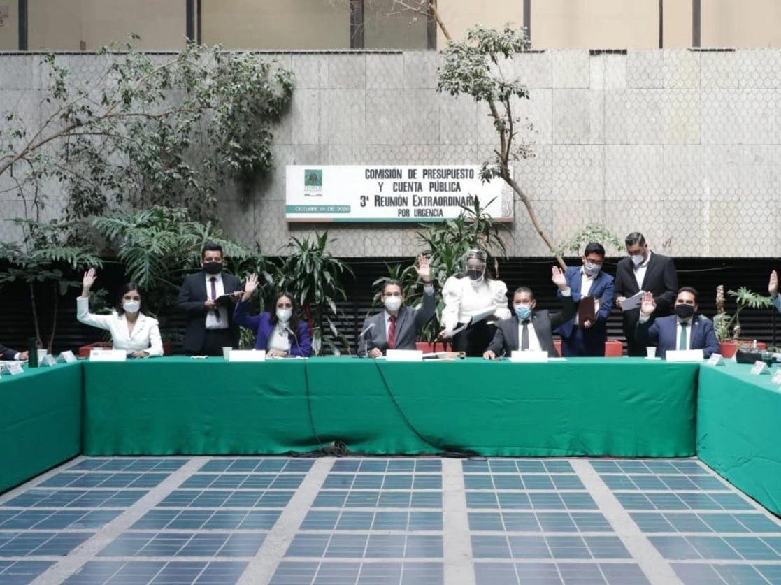 Durante los trabajos de la Comisión de Presupuestos. Foto tomada del Twitter de @Mx_Diputados