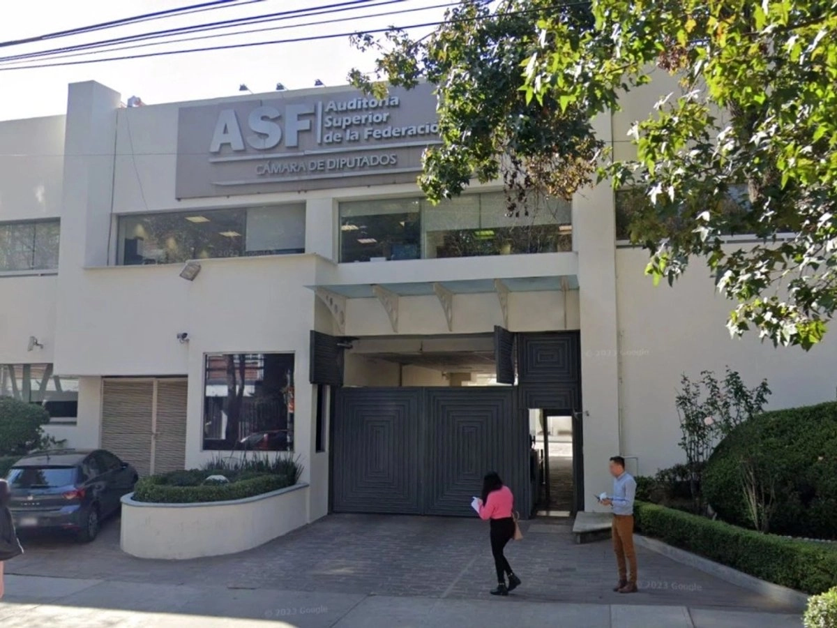 La opinión positiva de la Comisión de Vigilancia de la Auditoría Superior de la Federación, de la Cámara de Diputados, se aprobó por 27 votos a favor y tres en contra. Foto tomada de Google Street View / Archivo