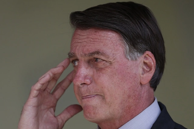 El presidente de Brasil, Jair Bolsonaro ha rechazado aplicar medidas de aislamiento señalando que tendrían un impacto económico negativo. Foto Xinhua 