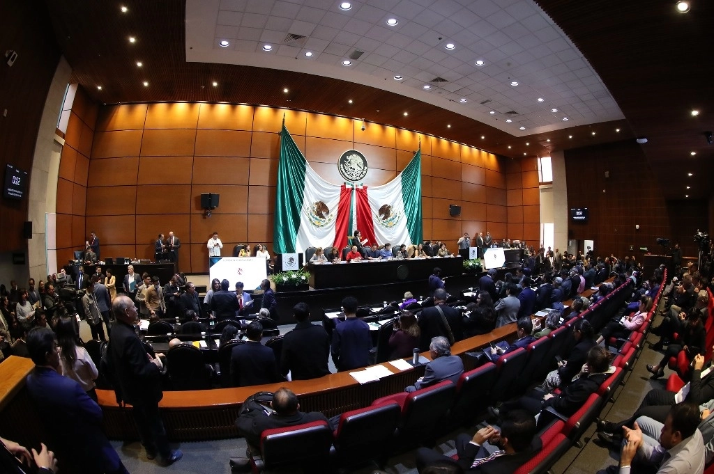 La declaratoria formulada por la Comisión Permanente sanciona además toda actividad relacionada con cigarrillos electrónicos y vapeadores, el 8 de enero de 2025. Foto tomada del sitio https://comunicacionsocial.diputados.gob.mx
