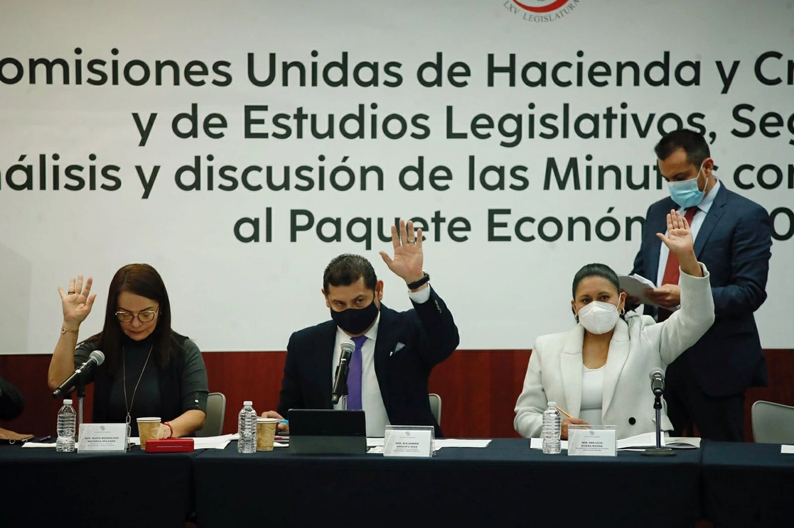 Sesión de las comisiones unidas de Hacienda y la de Estudios Legislativos, Segunda del Senado. Foto Cristina Rodríguez