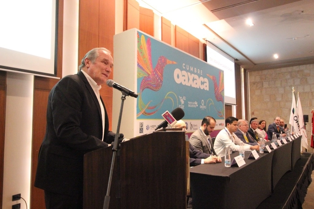 Jorge Mijares Casas presidente de la Onexpo durante la Cumbre nacional en Oaxaca. Foto Onexpo