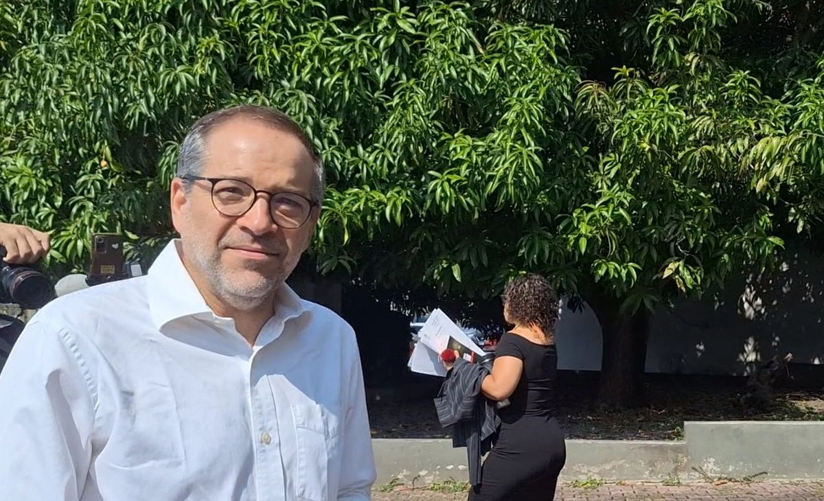 Al ex gobernador 'priísta también se le imputó otro presunto desvío de un crédito bancario por 500 mdp para remodelar el palacio de gobierno donde sólo ejerció 400 mdp y no se pudo comprobar el uso del resto del dinero.