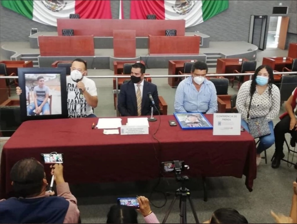 El diputado José Casas pidió al Congreso que se citará a comparecencia al secretario de Gobierno, Pablo Ojeda, y criticó que esta presentación se realice a puerta cerrada. Foto tomada de Twitter @MorelosCongreso