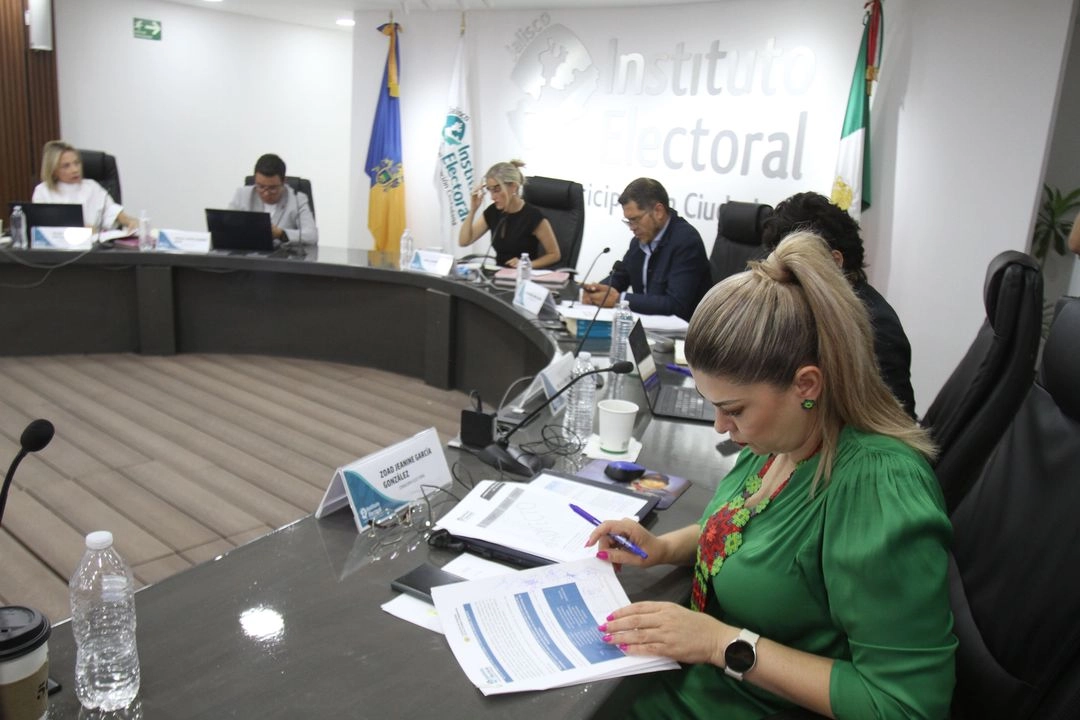 Conforme a lo establecido en el artículo 69 de los lineamientos para la consulta, el instituto remitirá al Congreso del Estado de Jalisco, dentro de los siguientes cinco días, el expediente completo del proceso del consultivo, a fin de que el poder Legislativo, en el ámbito de sus atribuciones determine lo conducente.   Foto 