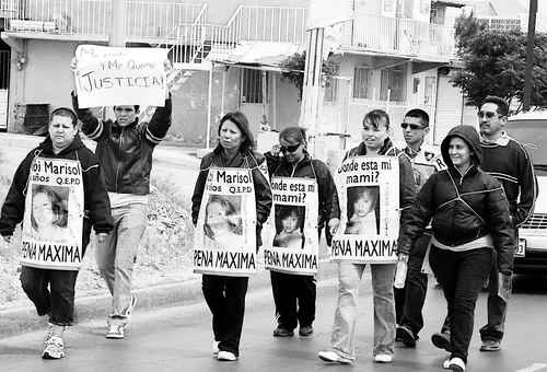 El asesinato de su hija Rubí en 2008 acabó con la vida de Marisela Escobedo, luego la mató la falta de justicia y la remató un sicario. Foto Notimex
