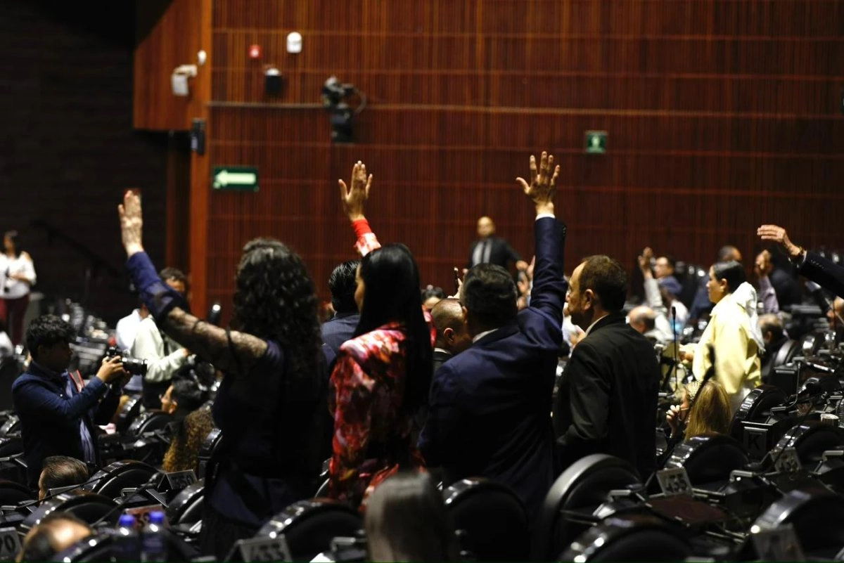 Sesión en la Cámara de Diputados, en la que se discutió la Ley de Ingresos, en la Ciudad de México, el 17 de octubre de 2025. Foto