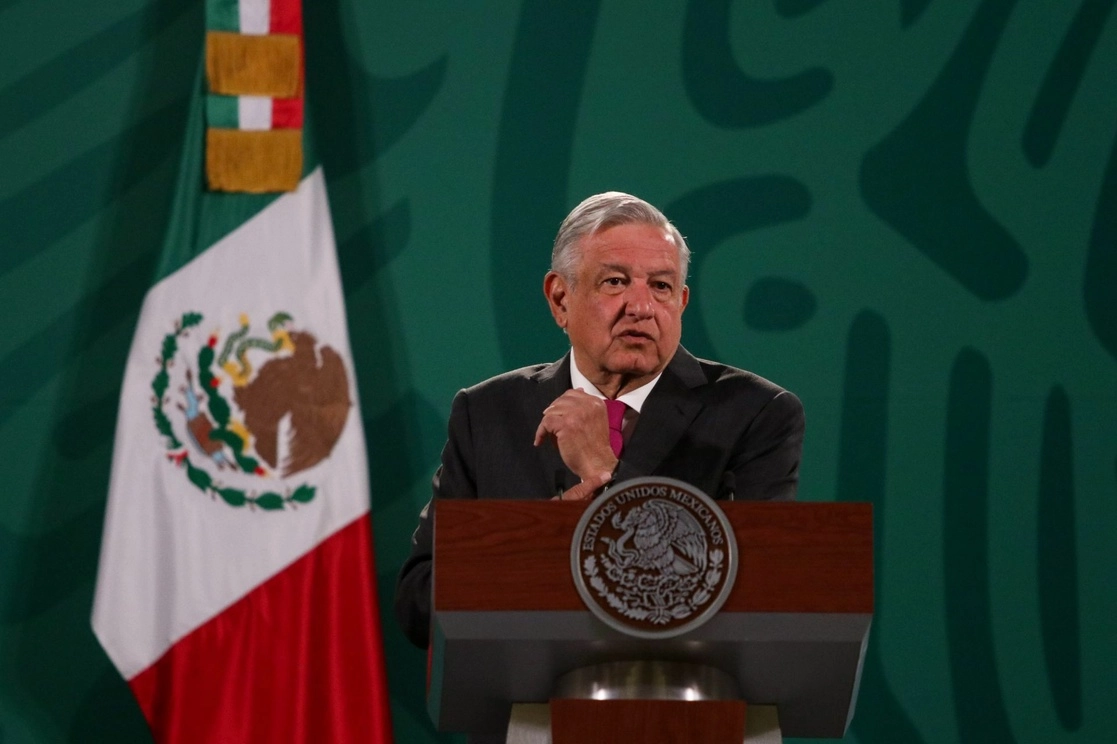 El presidente Andrés Manuel López Obrador durante la conferencia de prensa de esta mañana en Palacio Nacional. Foto Cuartoscuro
