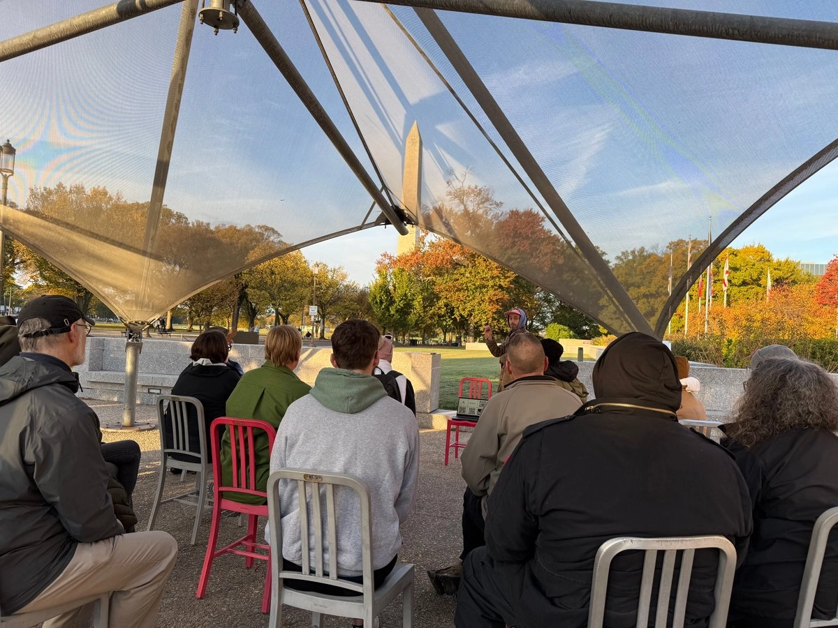 En jardines del Smithsonian Institution se celebraron ayer talleres sobre la necesidad de mantener intacta la narrativa de los orígenes de diversas luchas sociales.