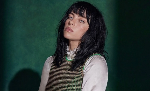 Eilish, una de las mayores estrellas del pop de la última década, es nativa de la ciudad californiana, mientras que Snoop Dogg nació en Long Beach, que pertenece al condado de Los Ángeles. Foto Facebook Billie Eilish