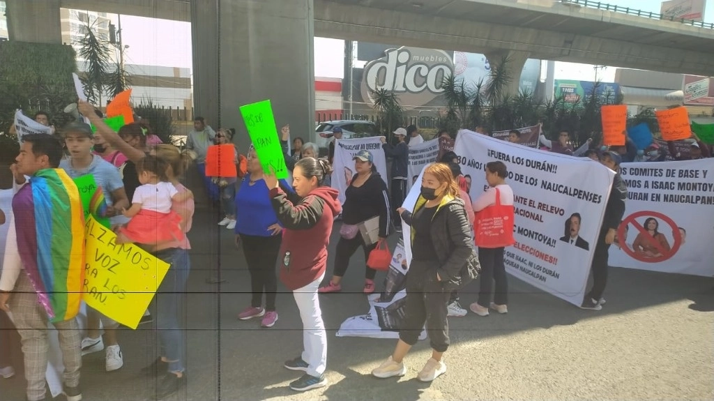 El bloqueo provocó severo asentamiento vehicular en el tramo carretero de ingreso a la avenida Insurgentes, Ciudad de México, el 27 de febrero de 2024. Foto 'La Jornada'