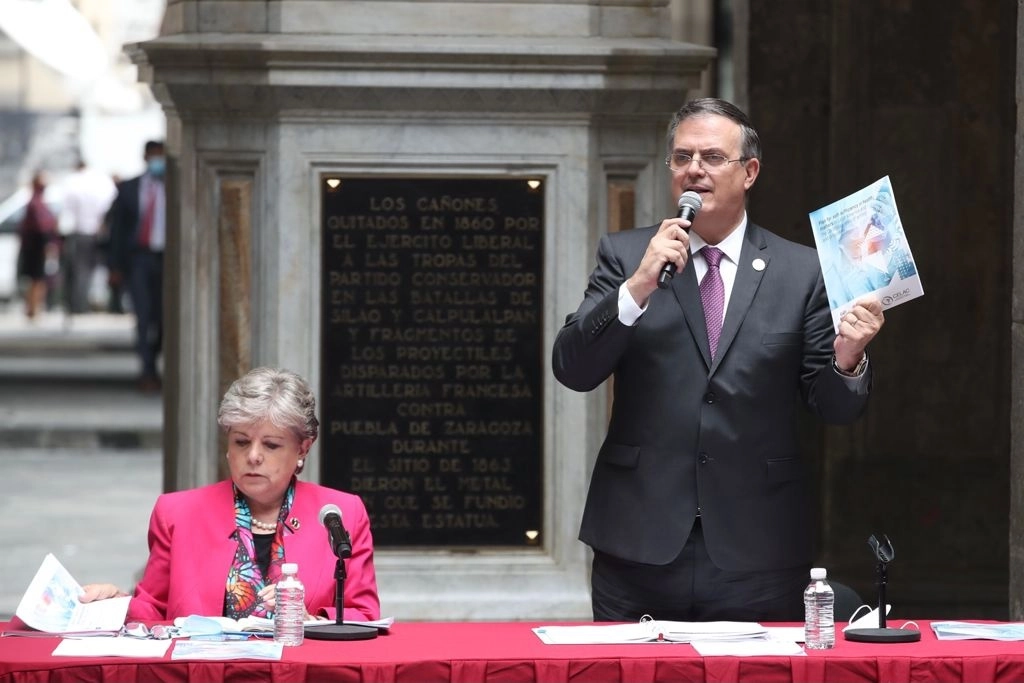 El canciller Marcelo Ebrard al término de la VI Cumbre de la Comunidad de Estados Latinoamericanos y Caribeños, desde Palacio Nacional, Ciudad de México. Foto José Antonio López