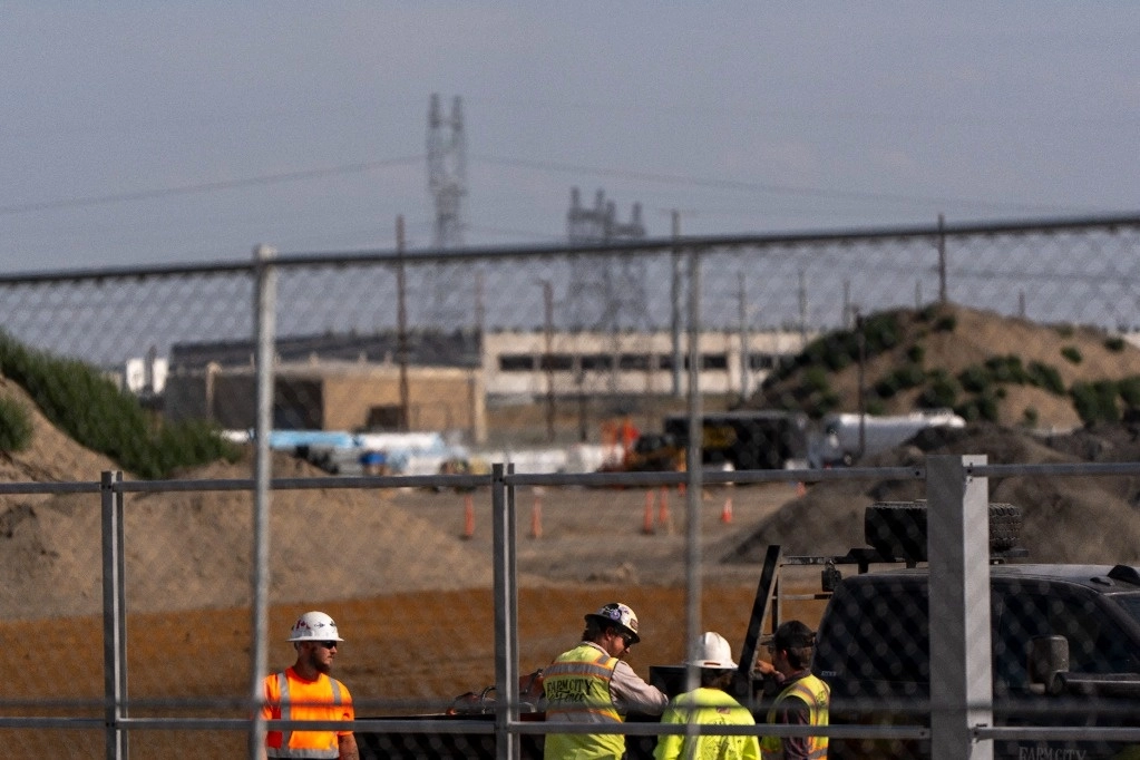 En EU se estima que hay una cantidad de 8.3 millones de trabajadores indocumentados. Foto Ap