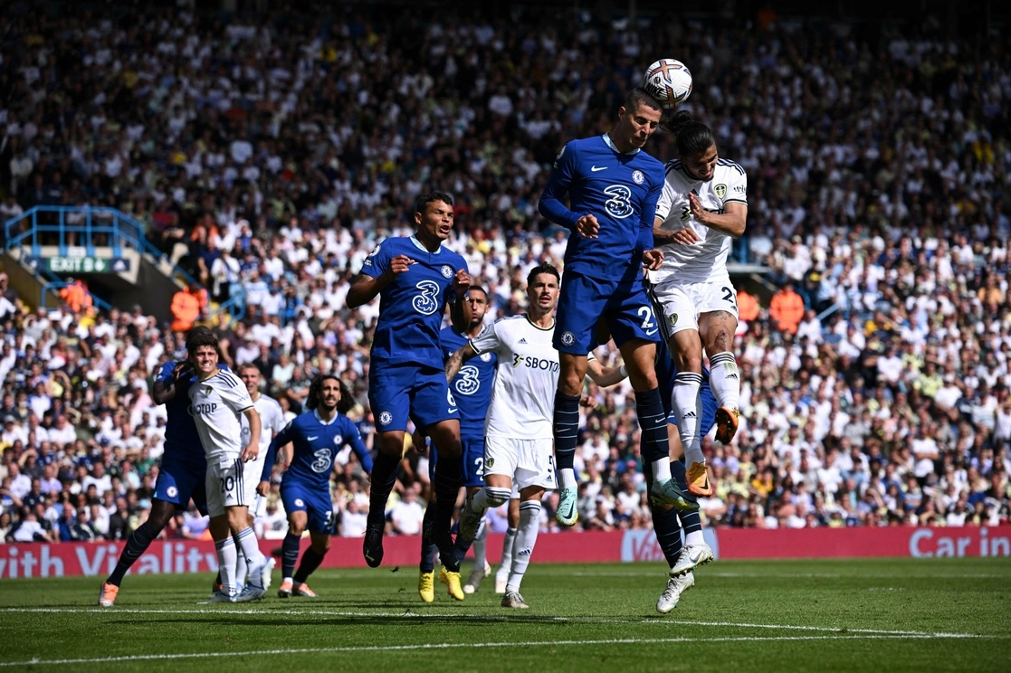 Leeds y  Chelsea se enfrentaron en la fecha tres de la Liga Premier. Foto Afp