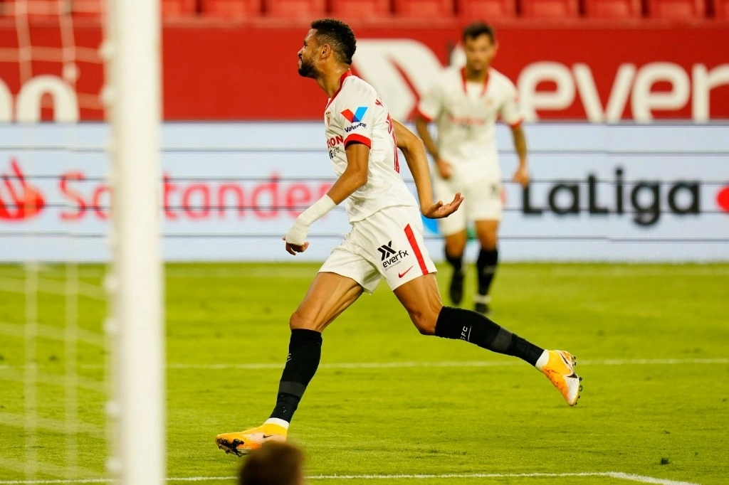Al minuto 92, Youssef En-Nesyri hizo el único gol del partido ante el Levante. Foto tomada del Twitter de @SevillaFC_ENG