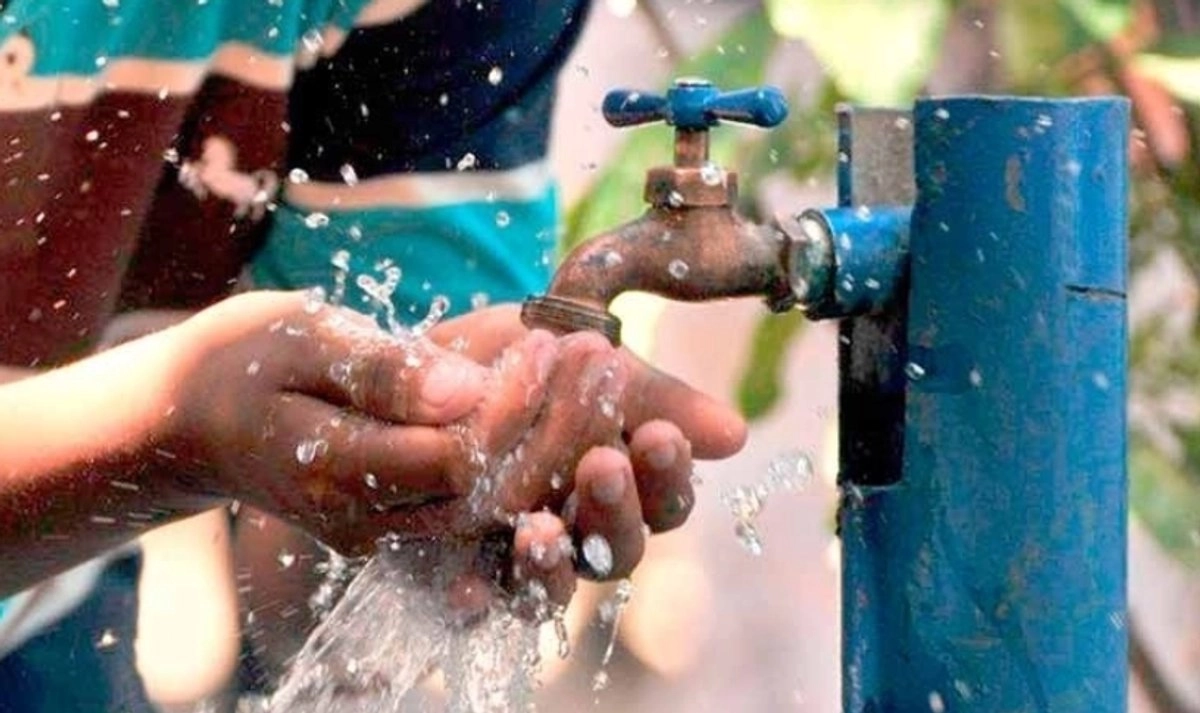 Con la iniciativaa la reforma a Ley de Aguas Nacionales, el Gobierno de México reafirma su compromiso de garantizar el derecho humano al agua y al saneamiento para  todos.