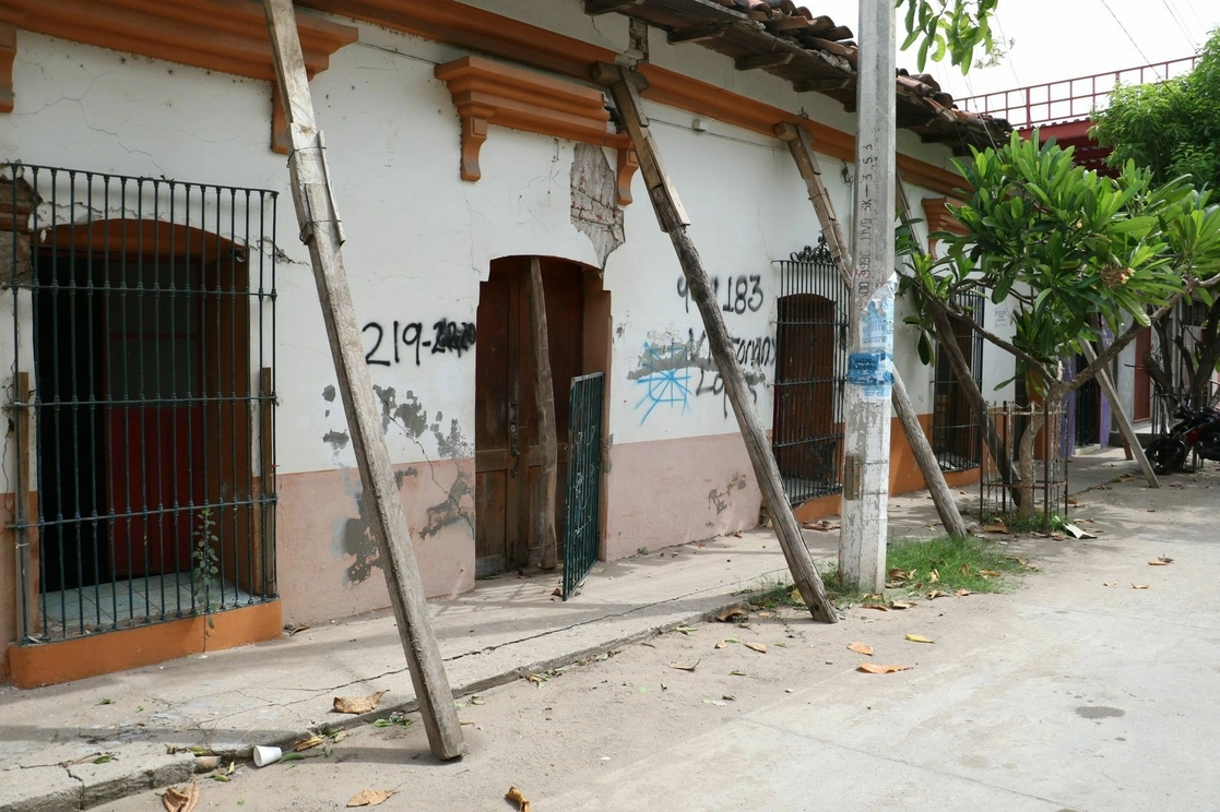 En Juchitán, Oaxaca, luego del sismo de septiembre de 2017. Foto Cuartoscuro / Archivo 