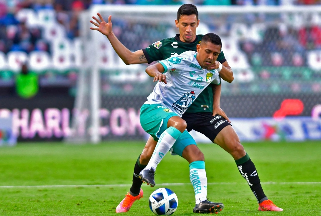 Elías Hernández del León e Ismael Govea del Santos. Foto Afp