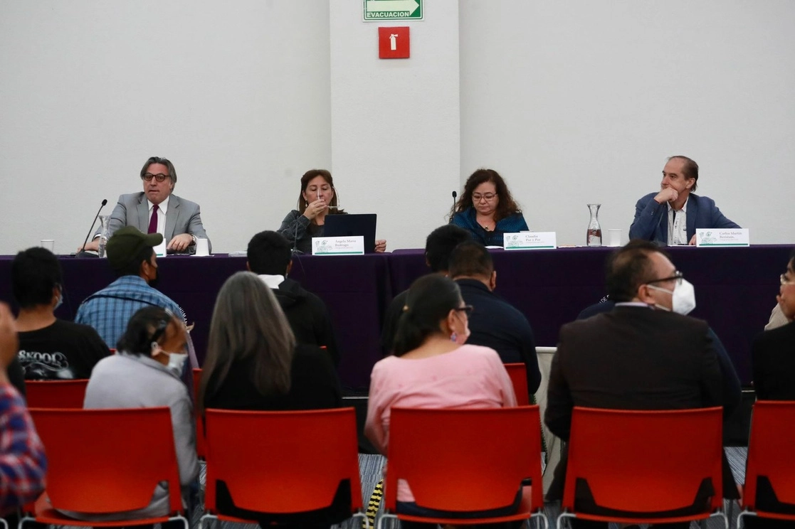 Los integrantes del GIEI, Francisco Cox, Ángel María BuItrago, Claudia Paz y Carlos Beristain, ofrecen conferencia de prensa sobre el caso Ayotzinapa, en las instalaciones de la CDHCM, en la Ciudad de México, el 31 de octubre de 2022. Foto Luis Castillo