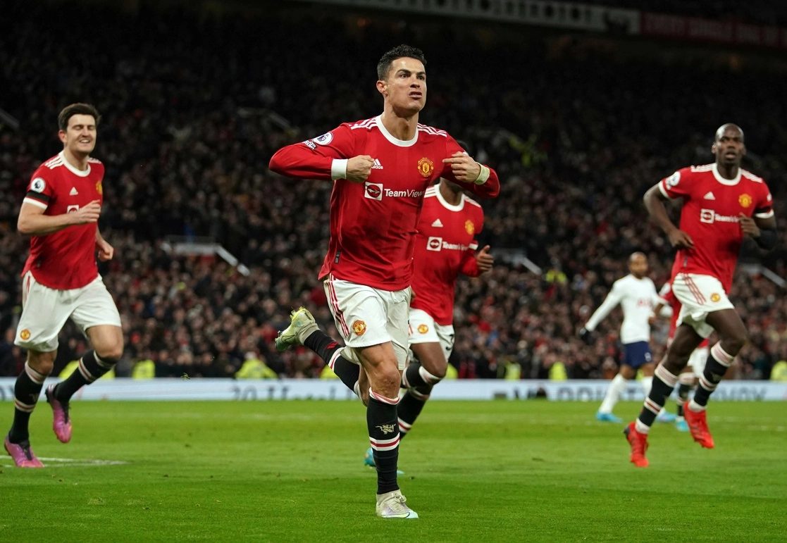 Cristiano Ronaldo ha anotado 807 goles en partidos oficiales. Foto Ap
