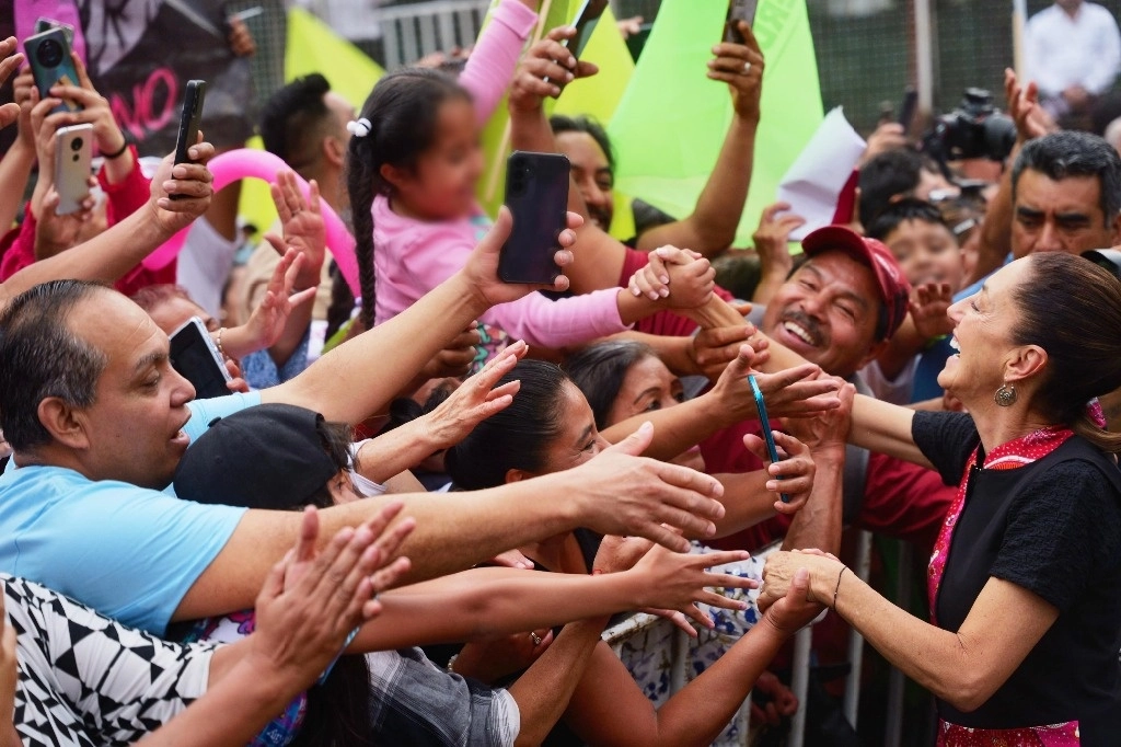 La candidata de Sigamos Haciendo Historia a la Presidencia, Xóchitl Gálvez durante el mitin en Naucalpan, Edomex. Foto Especial