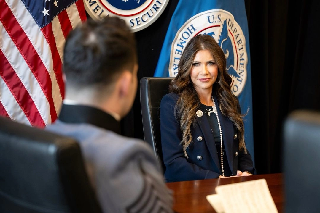 Kristi Noem, secretaria de Seguridad Interna de Estados Unidos.