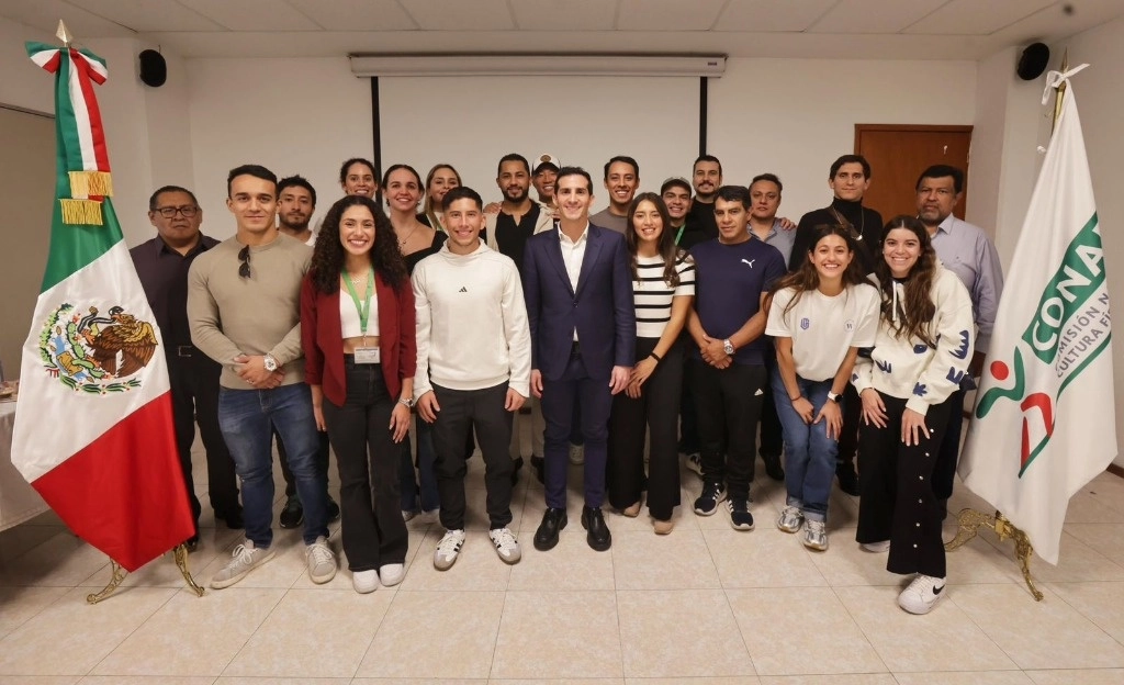 Reunión de seleccionados nacionales con Rommel Pacheco. Foto: Conade