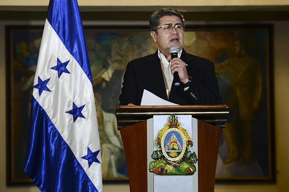 En 2013 "Hernández aceptó aproximadamente un millón  de dólares estadunidenses en ganancias del narcotráfico de Joaquín Guzmán Loera". Foto Afp
