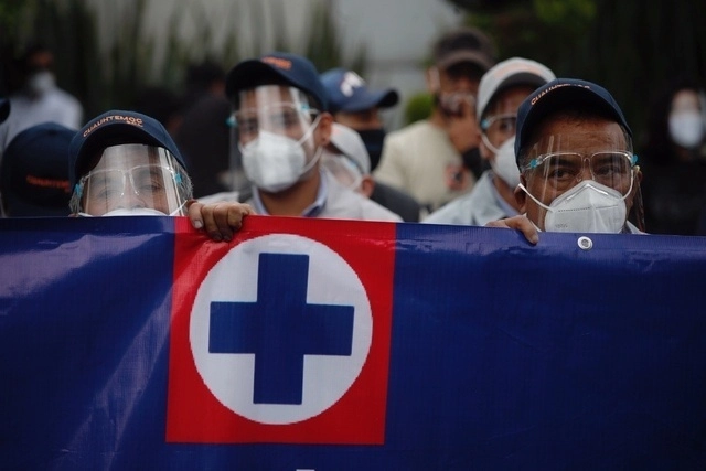 Empleados de la Cooperativa Cruz Azul en imagen de archivo. Foto Cristina Rodríguez
