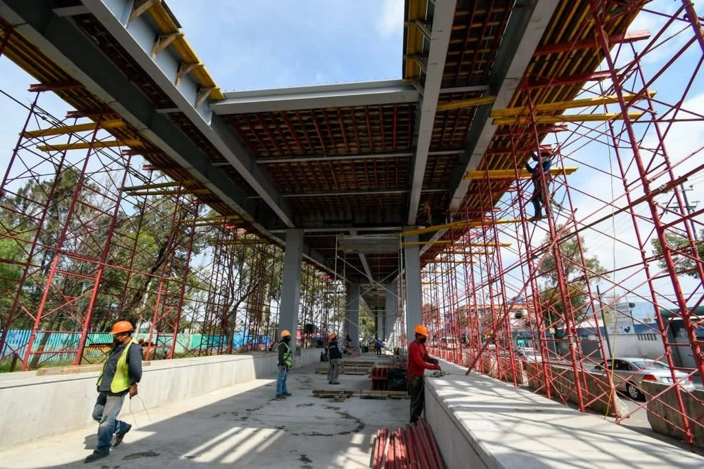 Obras del Trolebús en el Edomex. Foto cortesía del gobierno capitalino / Archivo