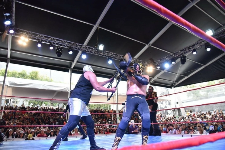 En el evento participaron luchadores profesionales como Octagón Jr., Atlantis Jr., Averno, Mephisto, Euforia y Soberano Jr. Foto cortesía alcaldía Cuajimalpa