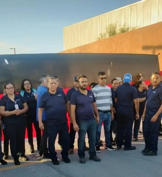 El sindicato y su líder Gómez Urrutia agradecieron el apoyo expresado por el sindicato United Steelworkers (USW) de Canadá y Estados Unidos, con quien comparte una estrecha colaboración y compromiso en la lucha sindical en México. Foto "Especial para La Jornada"
