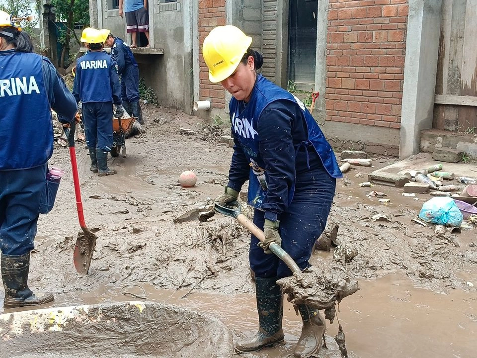 Las acciones de la Marina se realizaron en coordinación con autoridades estatales y municipales, así como con protección civil, lo que permitió optimizar recursos y agilizar la atención a las comunidades más vulnerables. 