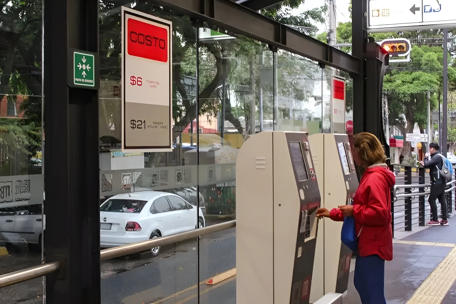Con la renovación del sistema de peaje, se logró un ahorro de 28 por ciento en el pago mensual por la prestación de este servicio, informó el Metrobús. Foto Bertha Teresa Ramírez / Archivo