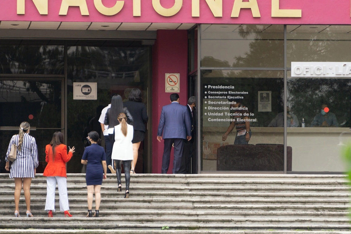 El INE tiene previsto poner fin a la sobrerrepresentación que prevaleció en las pasadas tres legislaturas en San Lázaro. Foto Pablo Ramos / Archivo