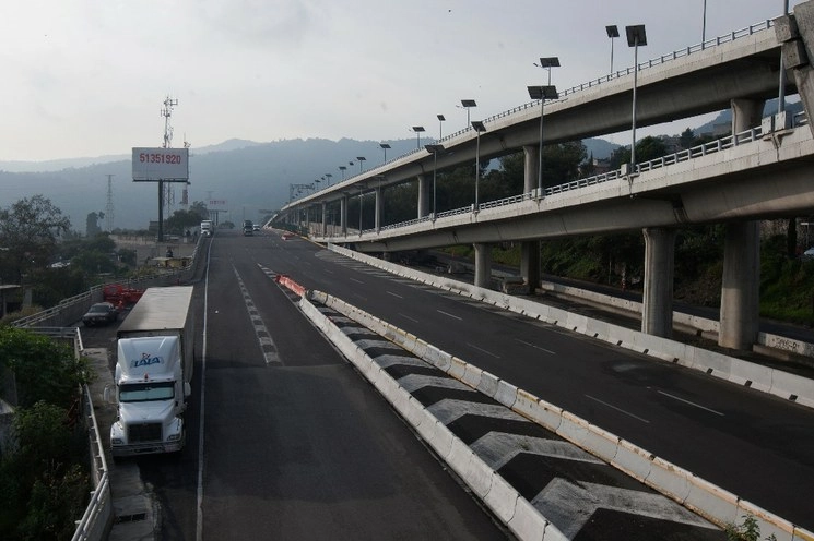 Con los recursos de la venta de acciones de Impulsora del Desarrollo y el Empleo en América Latina se harán obras en México. Foto Cristina Rodríguez