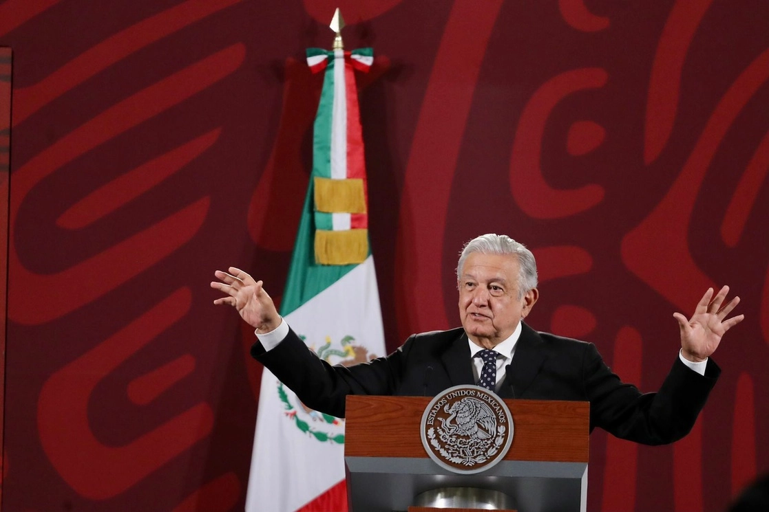 El presidente de México, Andrés Manuel López Obrador, durante su conferencia matutina en Palacio Nacional, en la Ciudad de México, el 8 de marzo de 2022. Foto Roberto García Ortiz