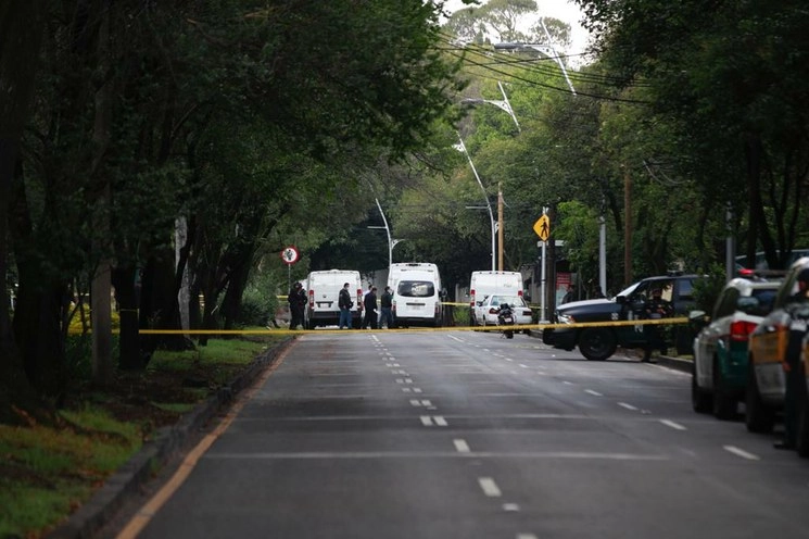 Imagen de la zona donde ocurrió el atentado contra el secretario de Seguridad de la CDMX, Omar García Harfuch. Foto 'La Jornada'
